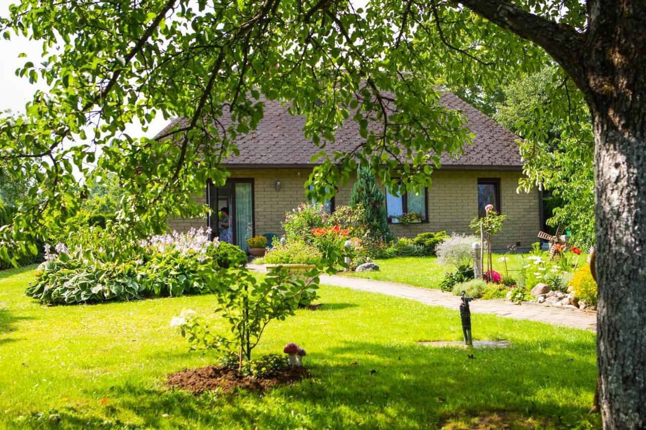 Guests House "Like Home" Сигулда Экстерьер фото